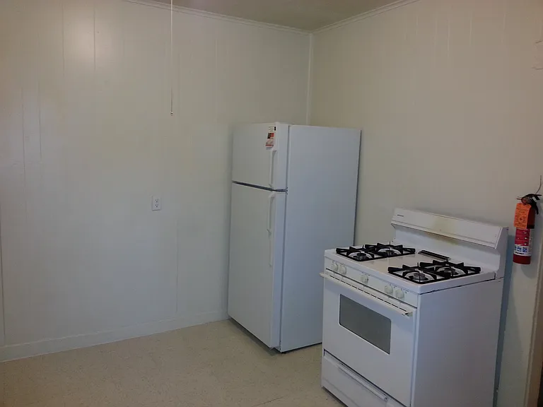 220 Washington St #5 — Photo 13