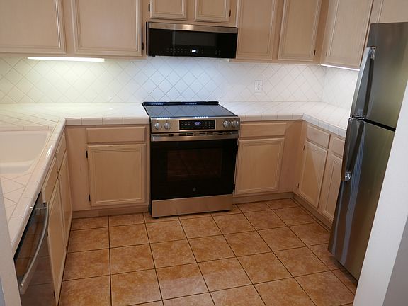3rd image of 550 Ortega Ave #332