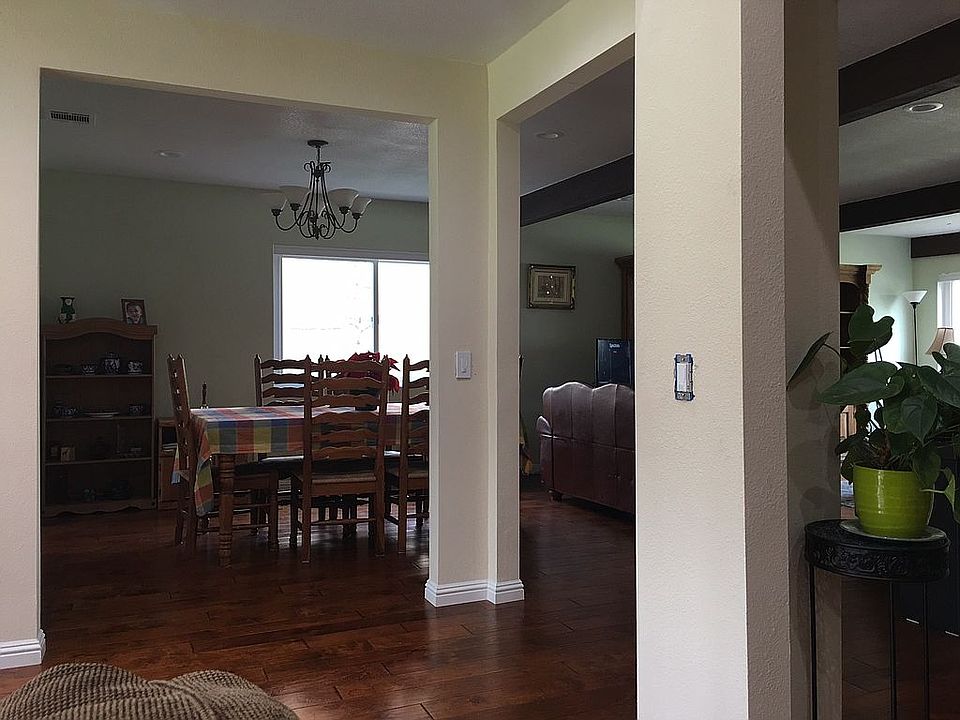 1st image of 251 Armstrong Dr