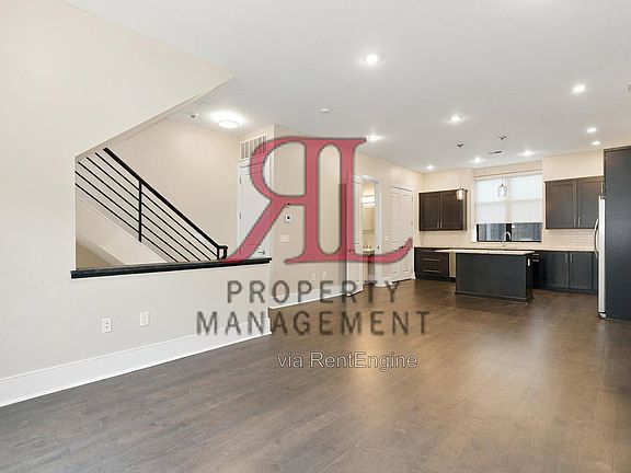 2nd image of 107 Aston Row Ln #1