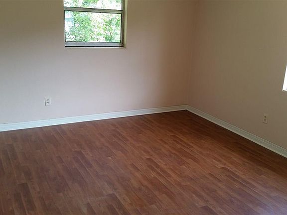 5th image of 5140 W Jackson St