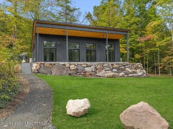 18 Vandemark Road, Woodstock, NY 12498