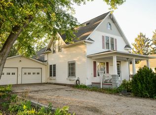 1617 Delphi St, Ellsworth, IA 50075