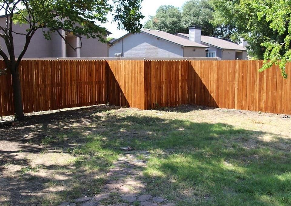 2nd image of 3421 Carriage Ln