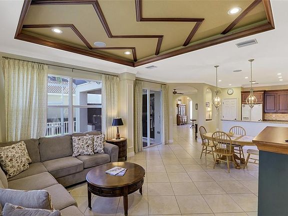 3rd image of 19639 Tesoro Way