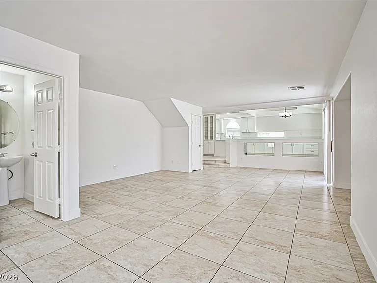 9692 Cathedral Stairs Ct — Photo 6