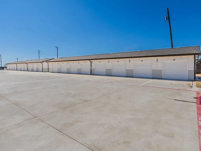 Welcome to Southgate Apartments, where spacious surroundings meet modern living. Enjoy convenient access to amenities and a vibrant community. Make your move today and embrace a lifestyle of comfort and accessibility!