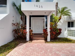 1425 Cleveland Rd, Miami Beach, FL 33141