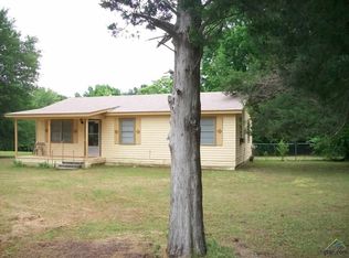 365 N Fort Worth St, Avery, TX 75554