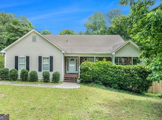 1211 Fly Rod Ln, Loganville, GA 30052