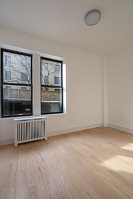 4th image of 251 Fort Washington Ave #1B