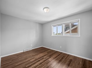 521 W 11th St APT 3, Mishawaka, IN 46544