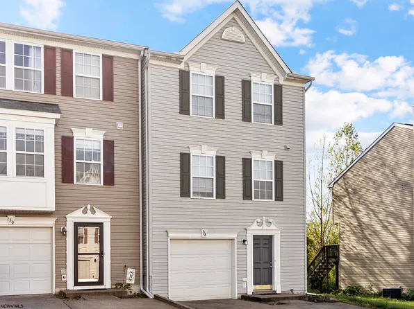 128 Birds Eye View Dr, Morgantown, WV 26501