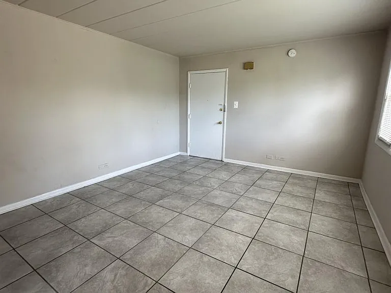 9610 Ivanhoe Ave #14 — Photo 4