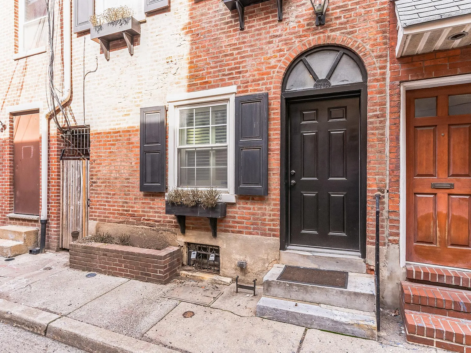 2 bed, 1.5 bath, 1187 sqft, $3,500 — Photo 1