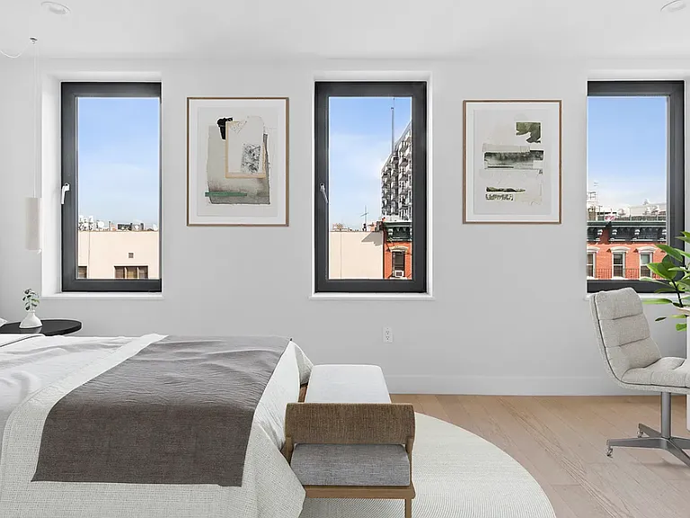 15 Avenue A #6 — Photo 4