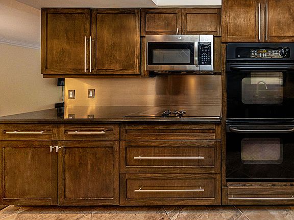 4th image of 2025 Lavers Cir #1-D-406