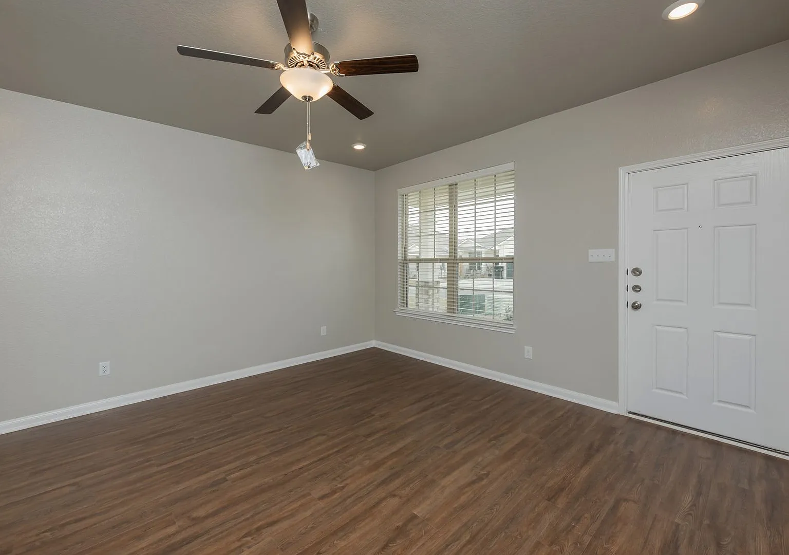 1547 Case Rd — Photo 4