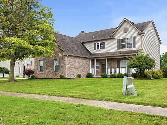 3rd image of 8353 Tilly Mill Ln