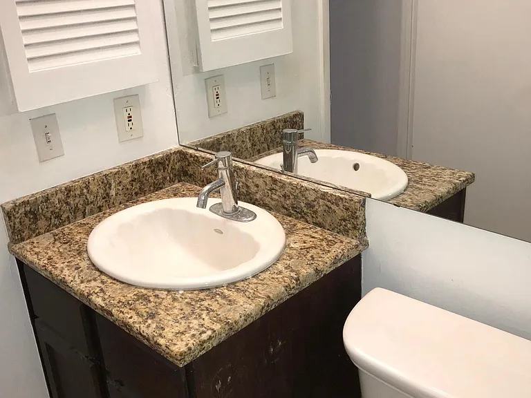 201 W Laurel St #708 — Photo 16
