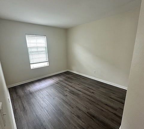 5th image of 1869 Flint Ct