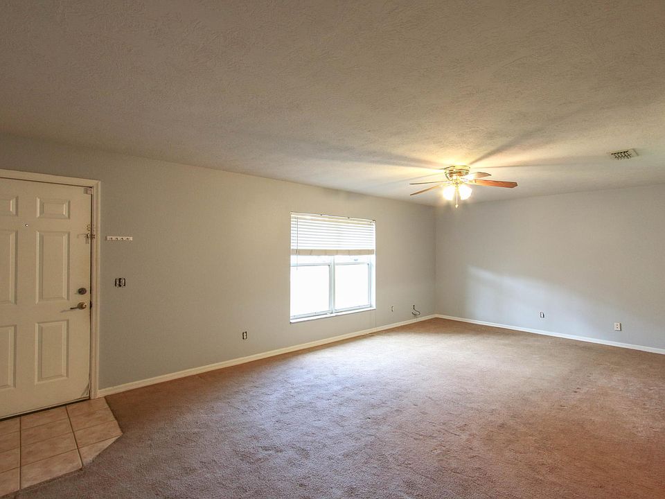 1st image of 1195 N Tiger Pt