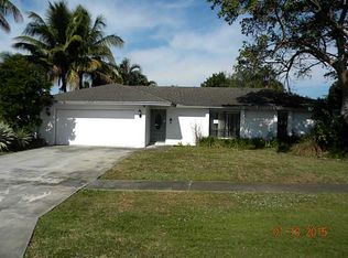 11717 Sanderling Dr, Wellington, FL 33414