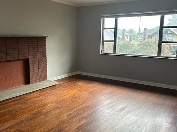 1239 9th St APT 5, Huntington, WV 25701