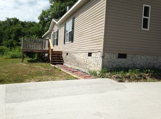 1536 Hollow Springs Way, White Pine, TN 37890