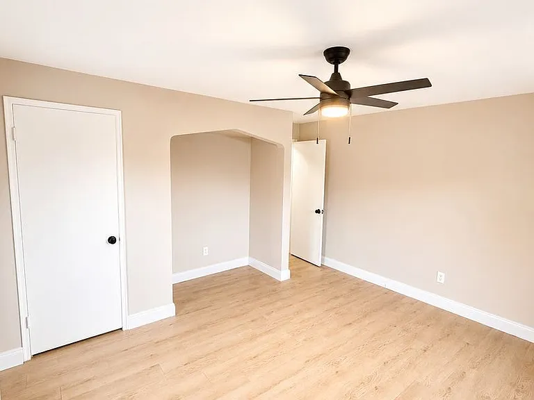 666 Florida Ave — Photo 14