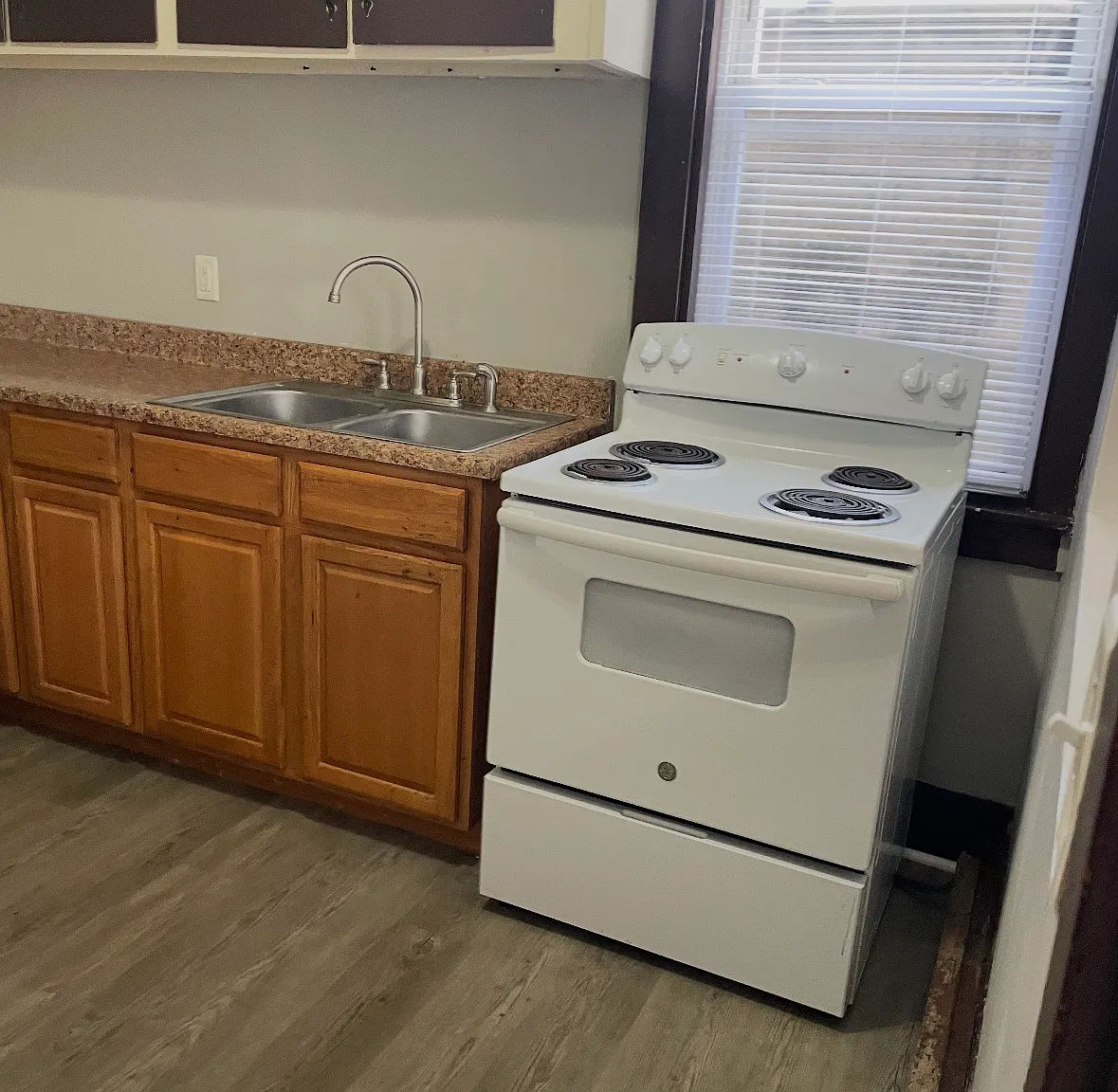 2 bed, $800 — Photo 3