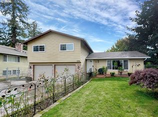 126 NE 20th Dr, Hillsboro, OR 97124