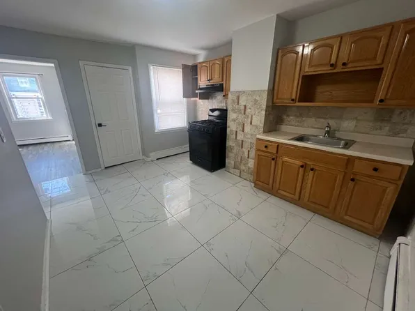 95 Butler St Floor 1, Paterson, NJ 07524