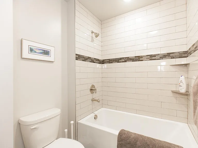 702 Circle F Trl #B — Photo 23