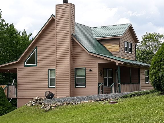 2nd image of 159 Camelot Dr