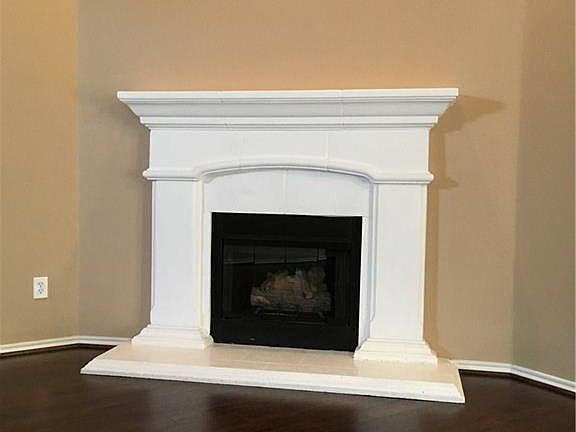 5th image of 12828 Danville Dr