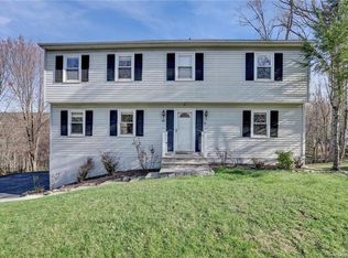 101 Woodland Rd, Highland Mills, NY 10930