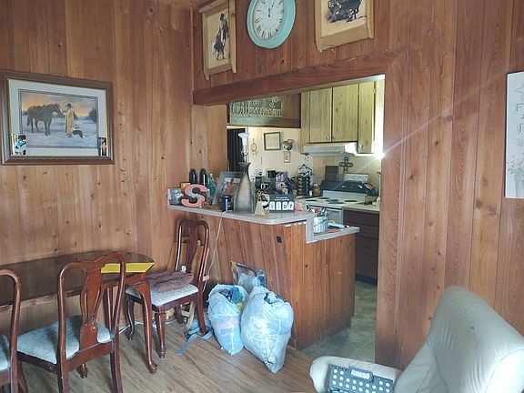 5th image of 512 N 10th Ave