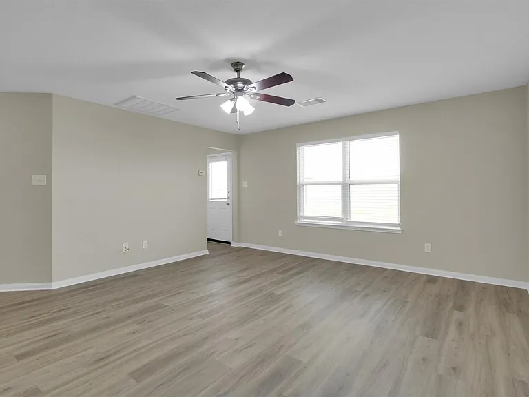12302 Wavecrest Rd — Photo 15