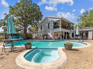 1211 Gleason Ave, Cleburne, TX 76033