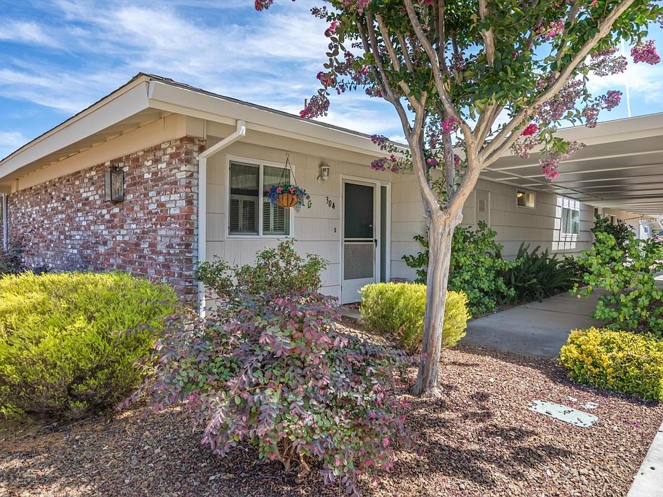 1st image of 304 Laurel Leaf Place
