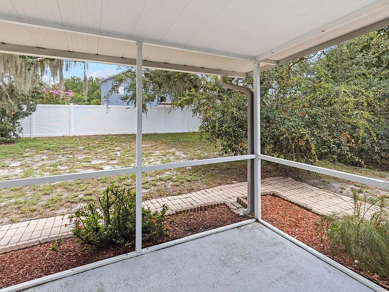 11111 Lakeside Vista Dr — Photo 9