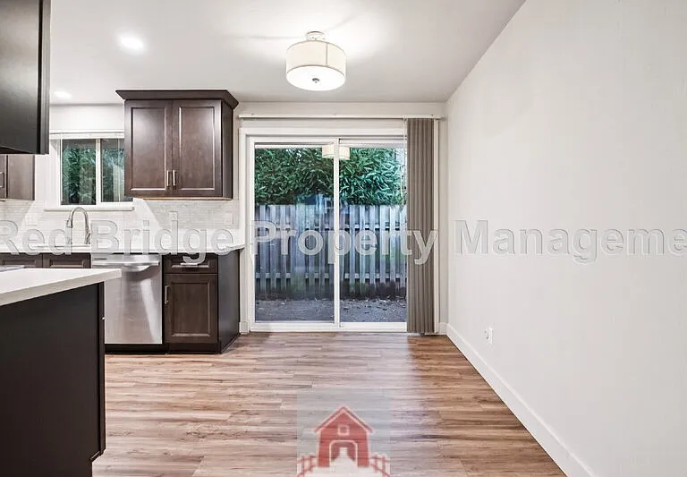 3442 SE 8th Ave — Photo 9