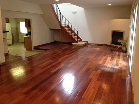 2nd image of 9 Pine St