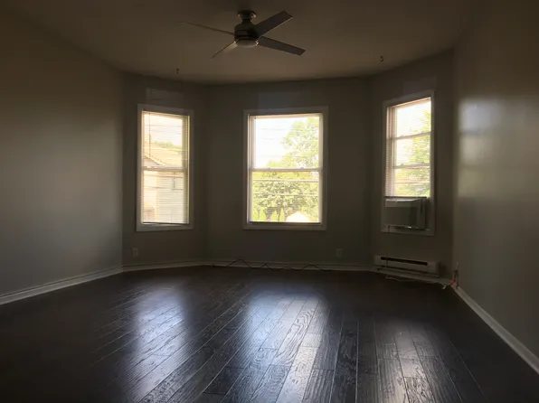 800 5th St APT 2B, Beaver, PA 15009