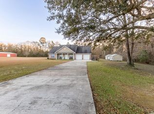 39 Hidden Hills Dr W, Picayune, MS 39466