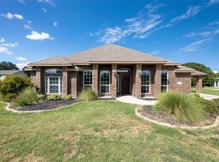 3252 Rolling Valley Ln, Brenham, TX 77833