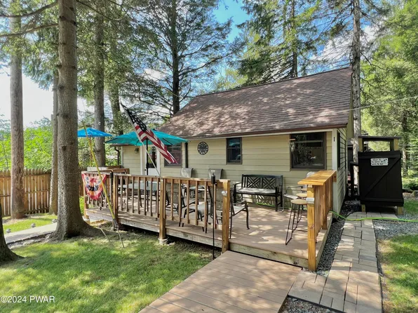 1080 Route 390, Greentown, PA 18426