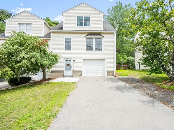 44 Mahogany Run Unit 44, Leominster, MA 01453