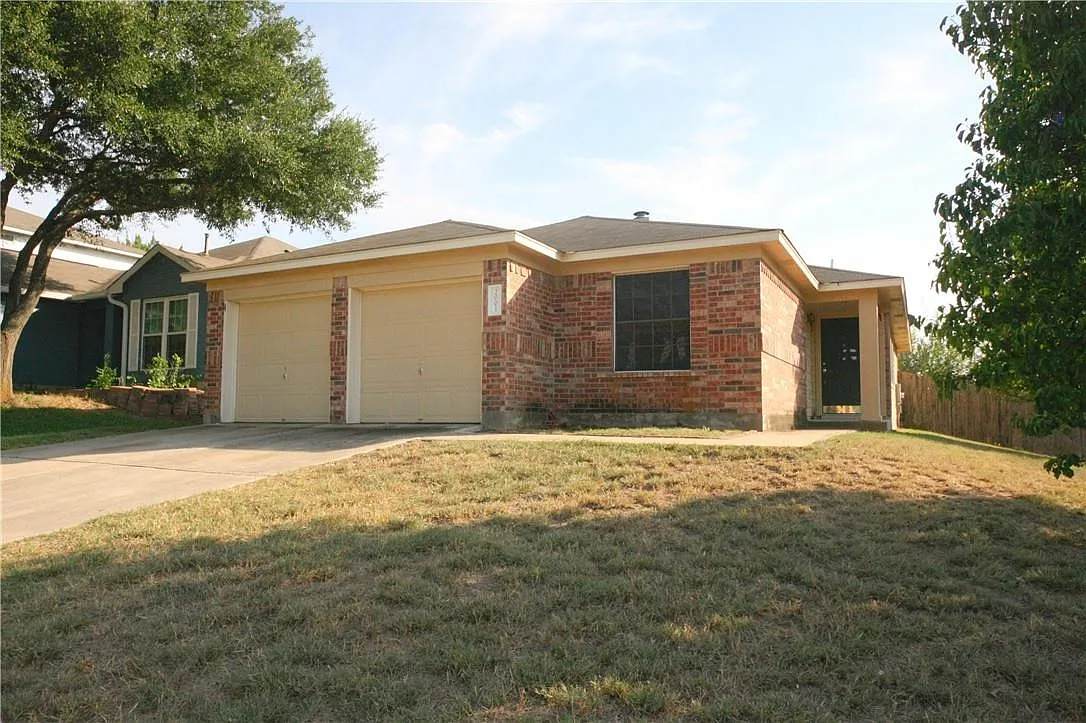 3 bed, 2.0 bath, 1513 sqft, $1,895 — Photo 1